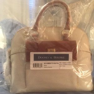 BRAND NEW! Dooney &Bourke Aubrey Satchel in Bone